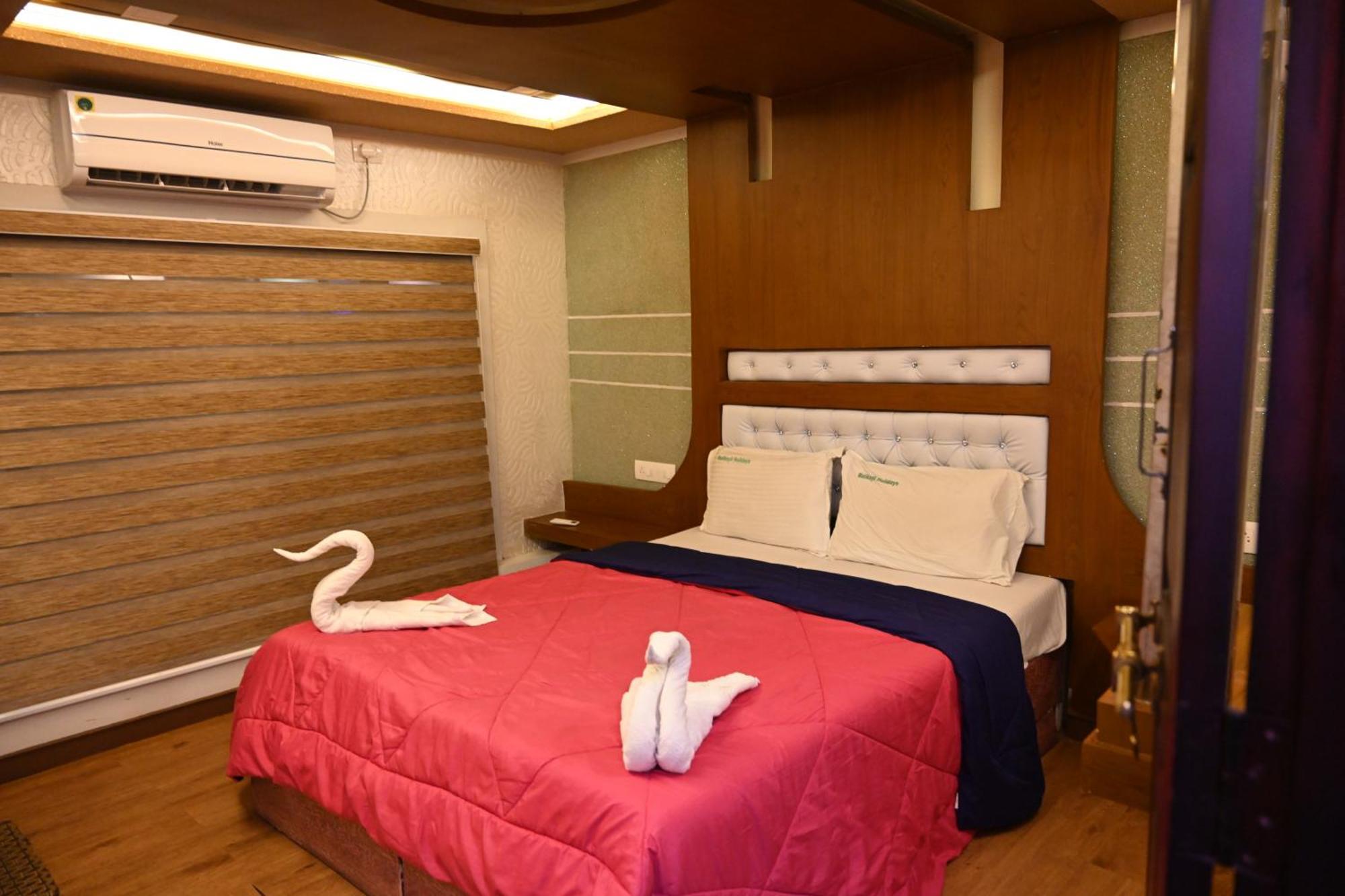 Kera Houseboats Alleppey Alappuzha ภายนอก รูปภาพ