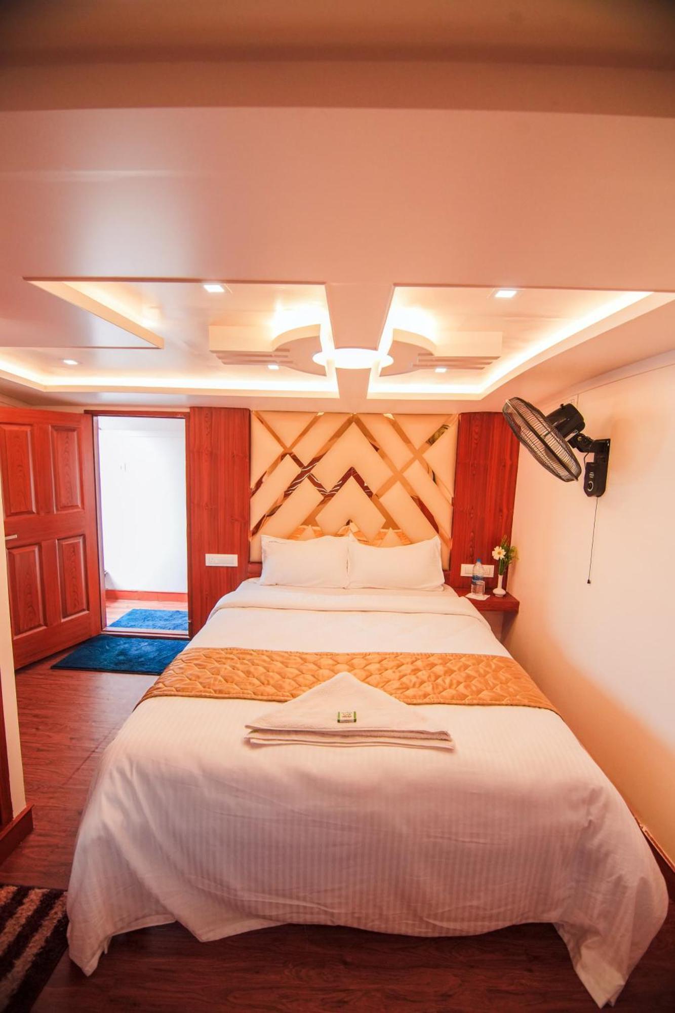 Kera Houseboats Alleppey Alappuzha ภายนอก รูปภาพ