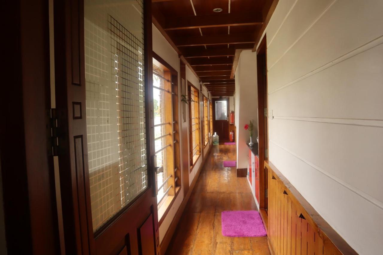 Kera Houseboats Alleppey Alappuzha ภายนอก รูปภาพ