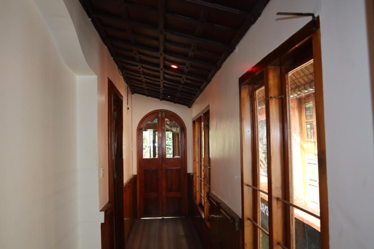 Kera Houseboats Alleppey Alappuzha ภายนอก รูปภาพ